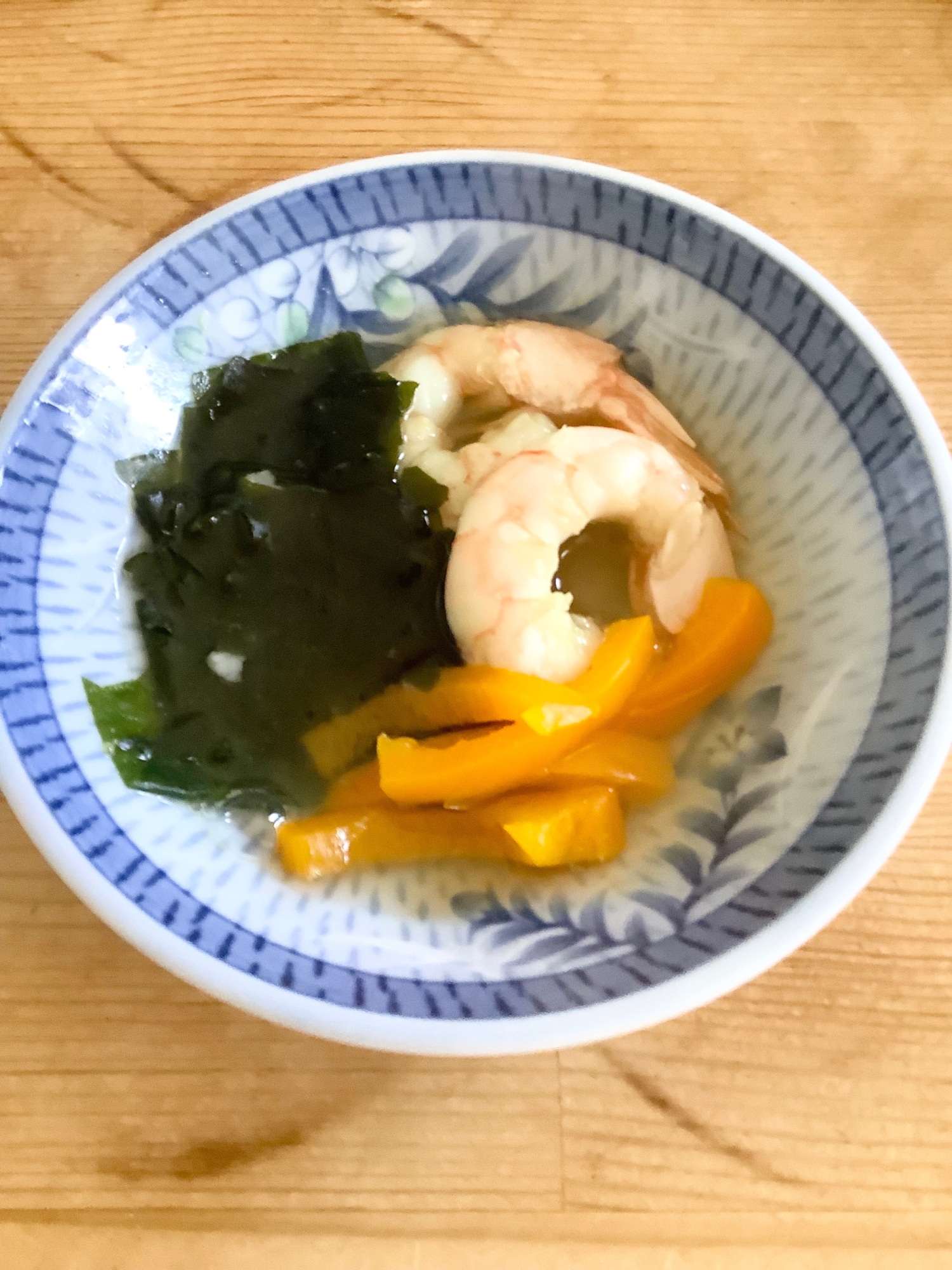 海老わかめパプリカの煮物♪