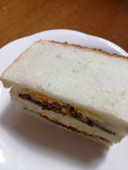 さんま蒲焼のお弁当