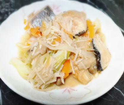 味噌ベースのちゃんちゃん焼き、初めて作りました。参考にさせていただきました、簡単かつ美味しく出来ました、良い晩ごはんのおかずになりました！ありがとうございます。