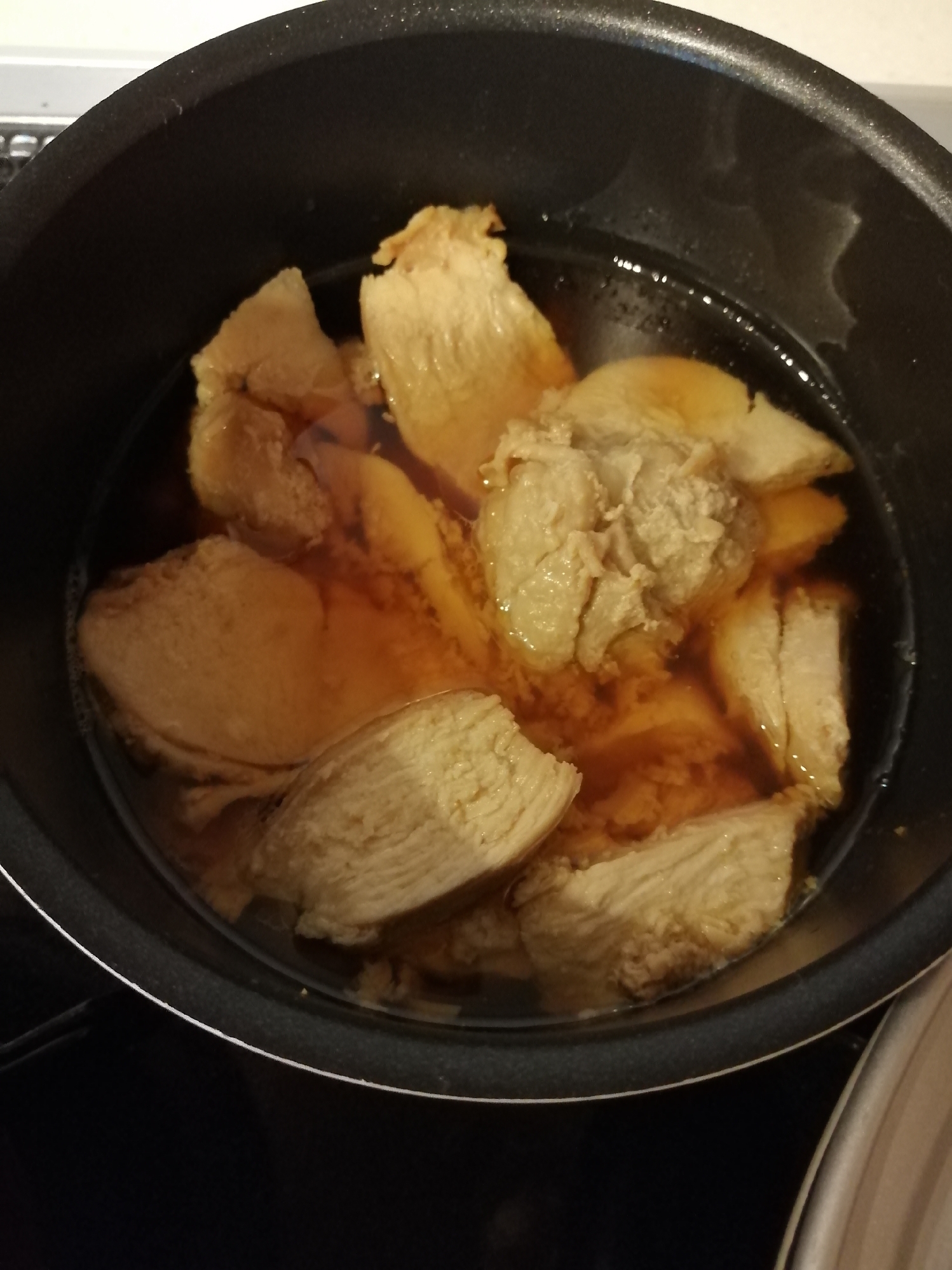 圧力鍋鍋で、鶏むねチャーシュー