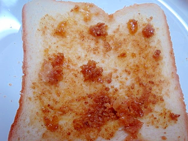 ママレードハチミツマロンジャムのトースト