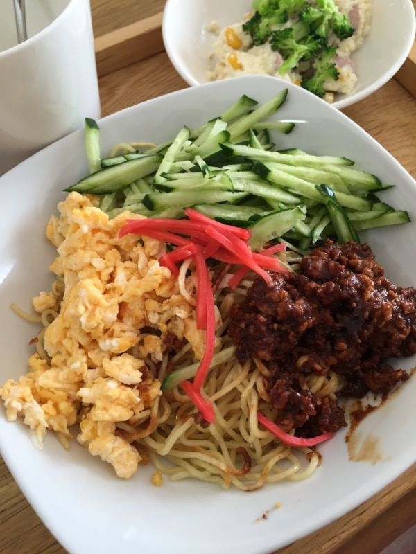 焼きそば麺のジャージャー麺