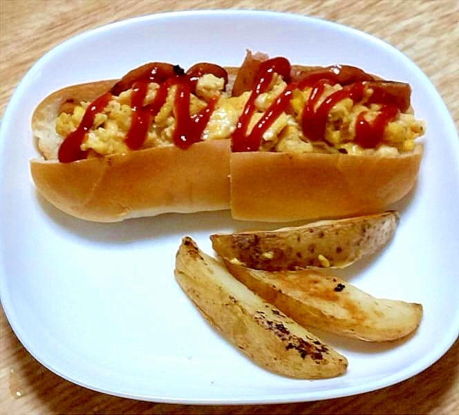 ソーセージオムレツのホットサンド