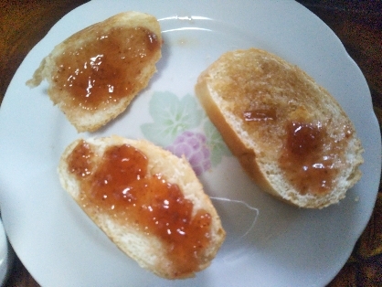 朝食に美味しく頂きました♡
ヨーグルトの酸味と甘い苺ジャムのコラボが楽しめました！