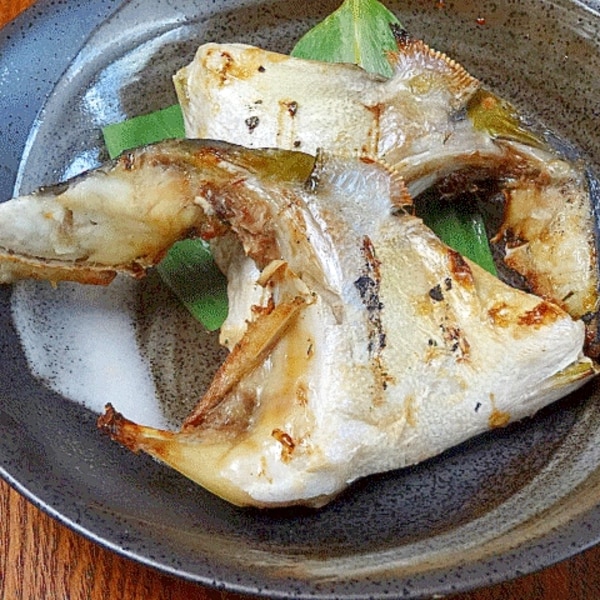 割烹居酒屋風 ヒラマサのカマ塩焼き レシピ 作り方 By Startrek 楽天レシピ 割烹居酒屋風 ヒラマサのカマ塩焼き レシピ 作り方 By Startrek 楽天レシピ