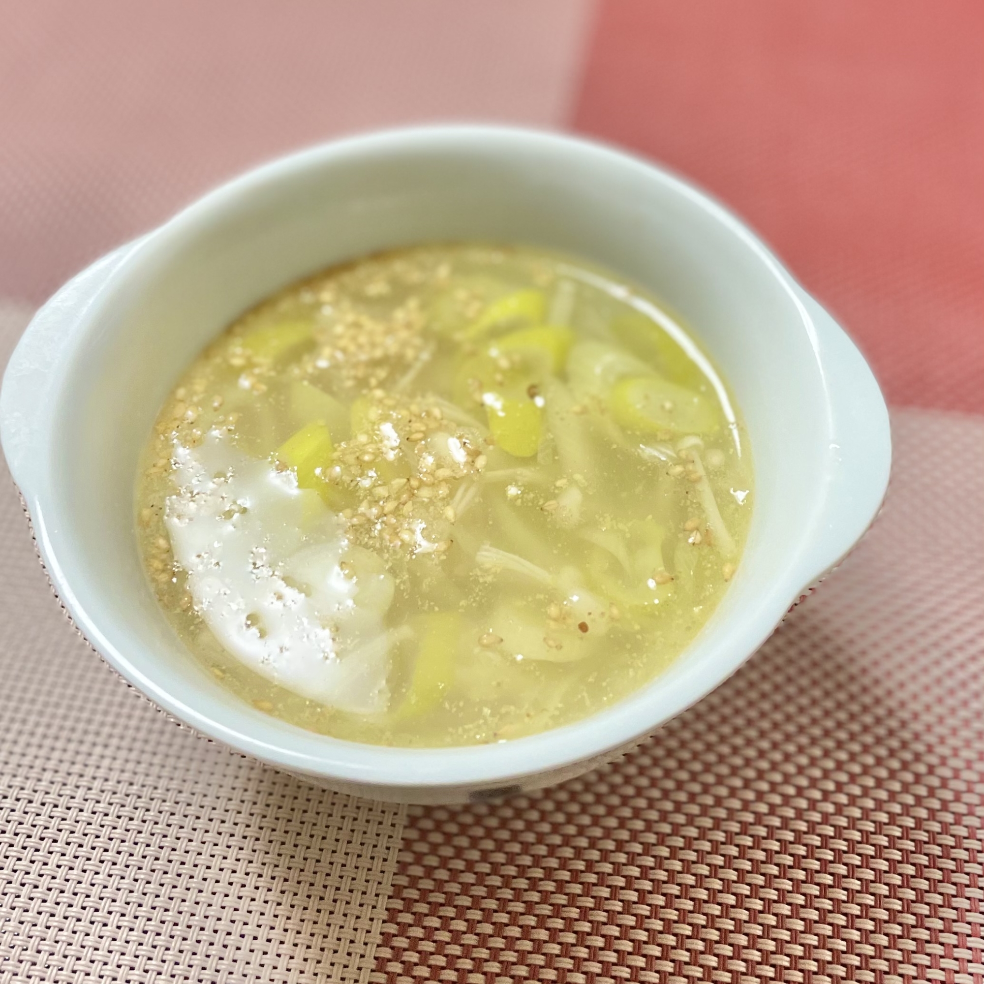 白ネギとキヌアの生姜スープ