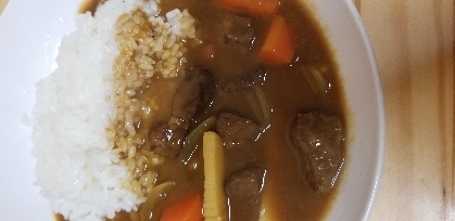 牛すじカレー