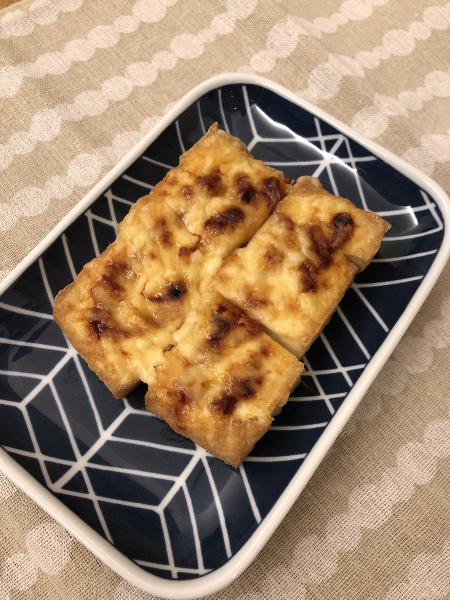 【トースター】厚揚げのケチャチーズ