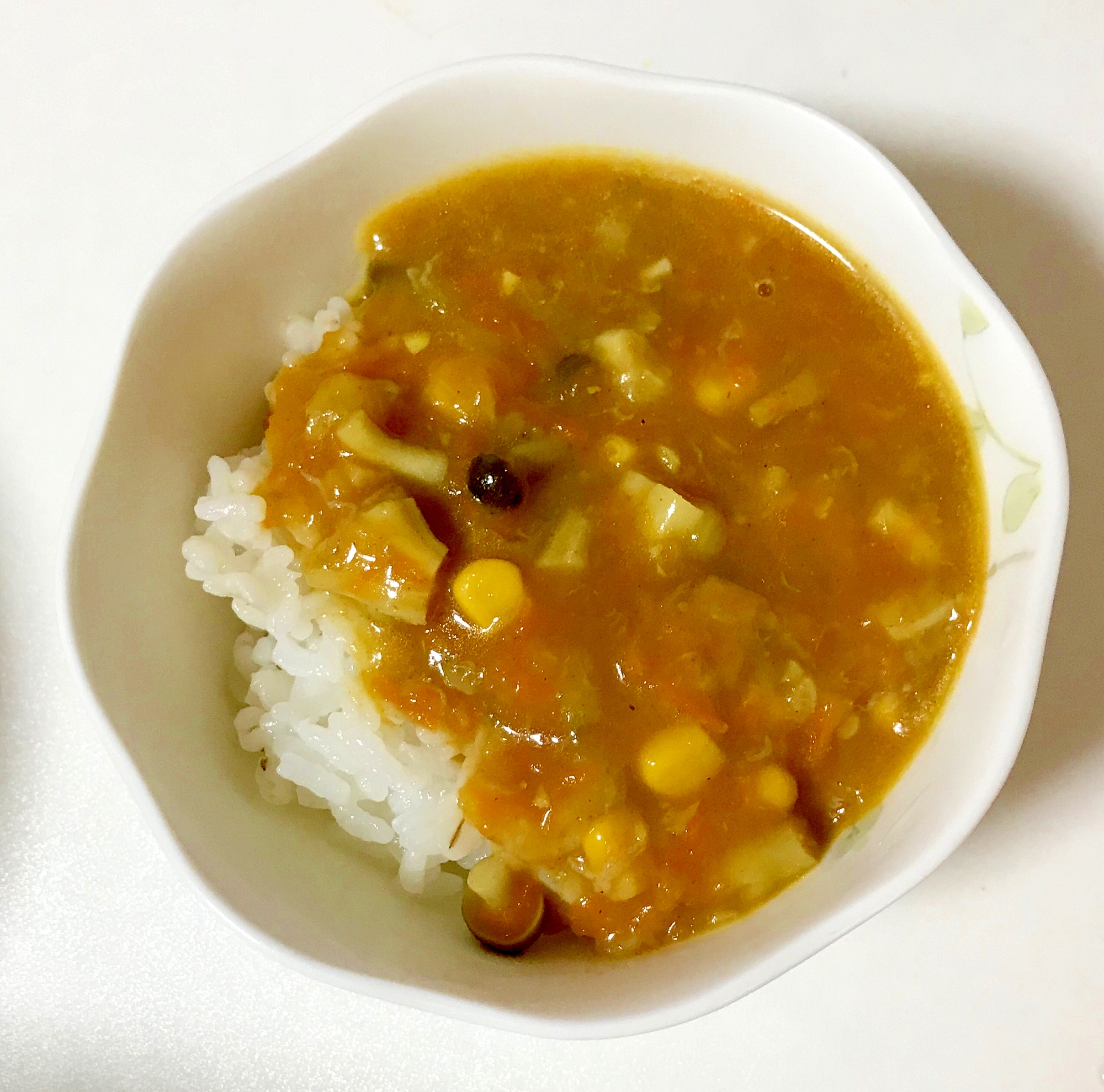 冷蔵庫の残り野菜でカレー