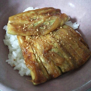 主人は、今日の夕飯の中で、この丼が一番好きだったみたい(*^^*)とっても美味しかったです♪ごちそうさまでしたぁ(*^^*)♪