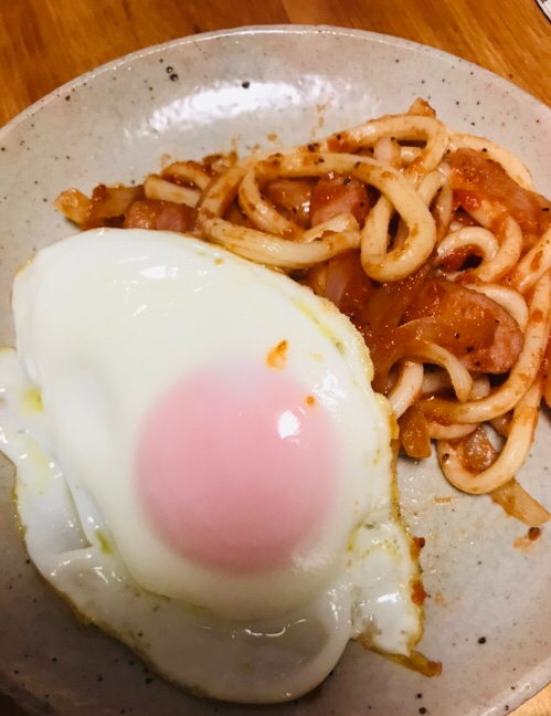 目玉焼きのせナポリタン風焼うどん レシピ 作り方 By ボンド子 楽天レシピ