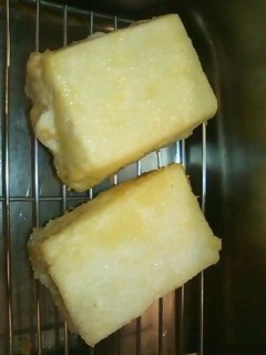 揚げ豆腐の生姜醤油