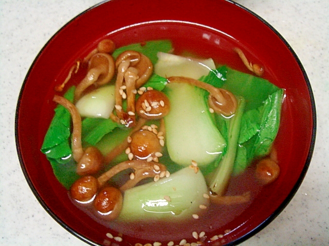 青梗菜となめこの中華スープ