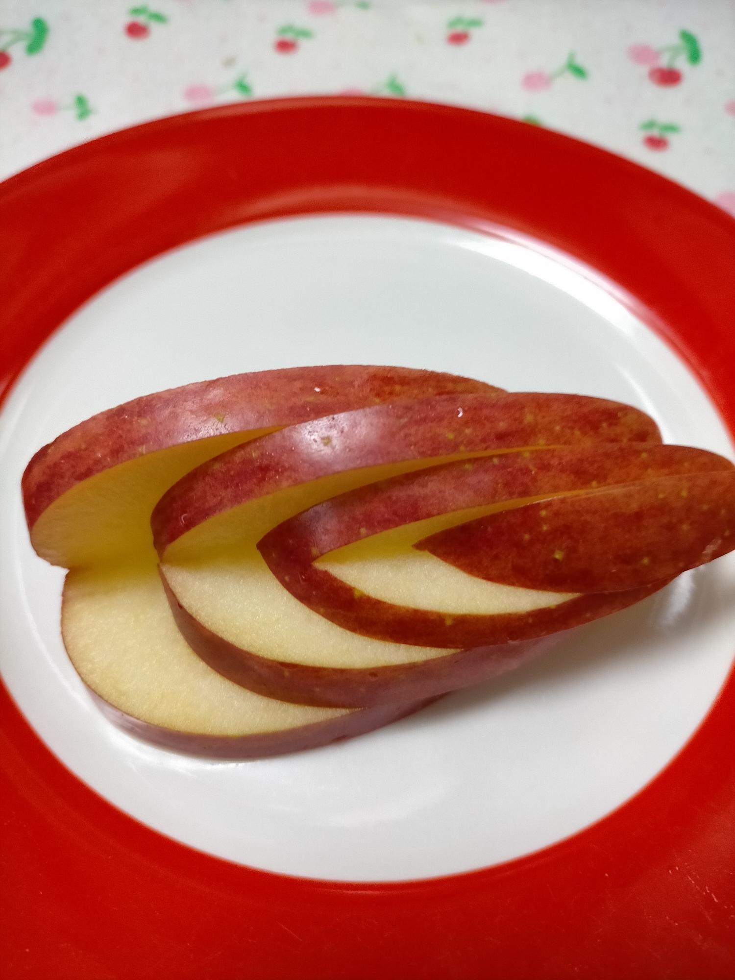 かんたん りんごの飾り切り レシピ 作り方 By こってぃさん 楽天レシピ かんたん りんごの飾り切り レシピ 作り方 By こってぃさん 楽天レシピ