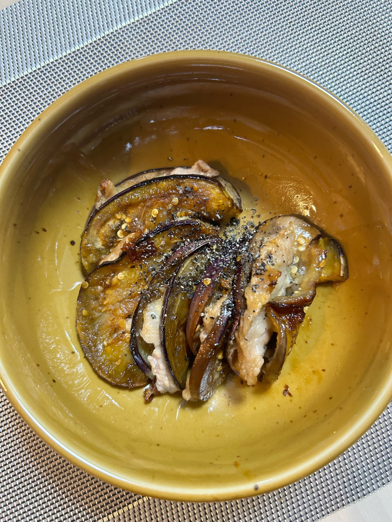 ナスの豚バラチーズ挟み焼き