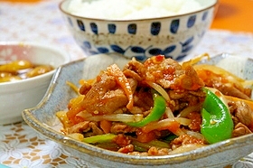 韓国風・ラム肉のピリ辛炒め