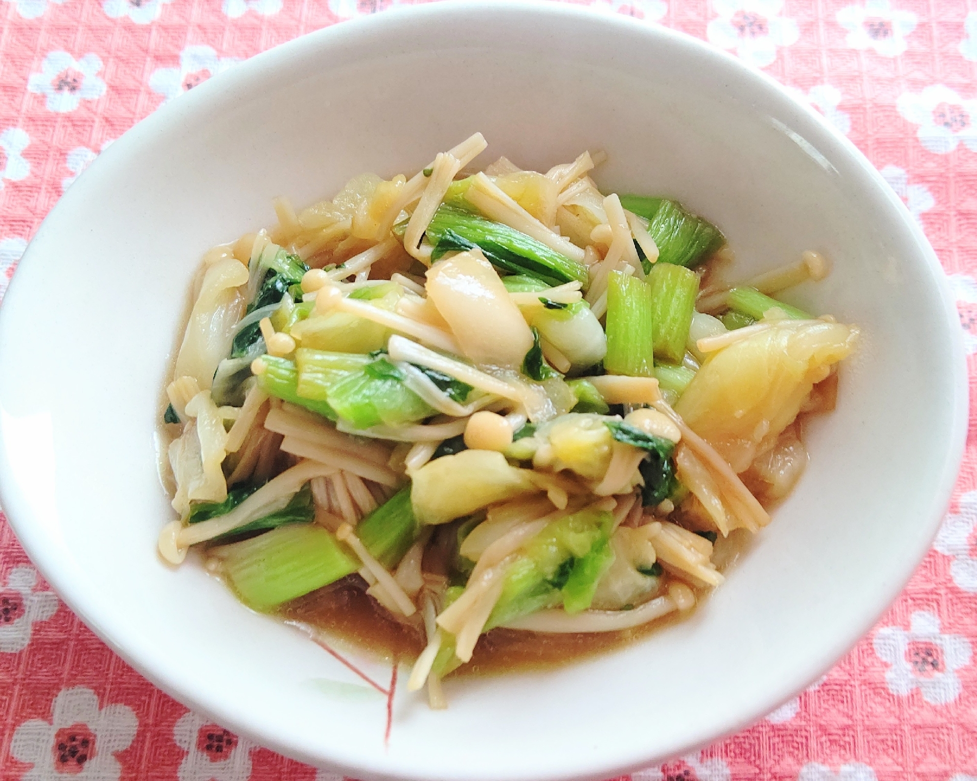 キャベツと小松菜とえのきの炒め物☆