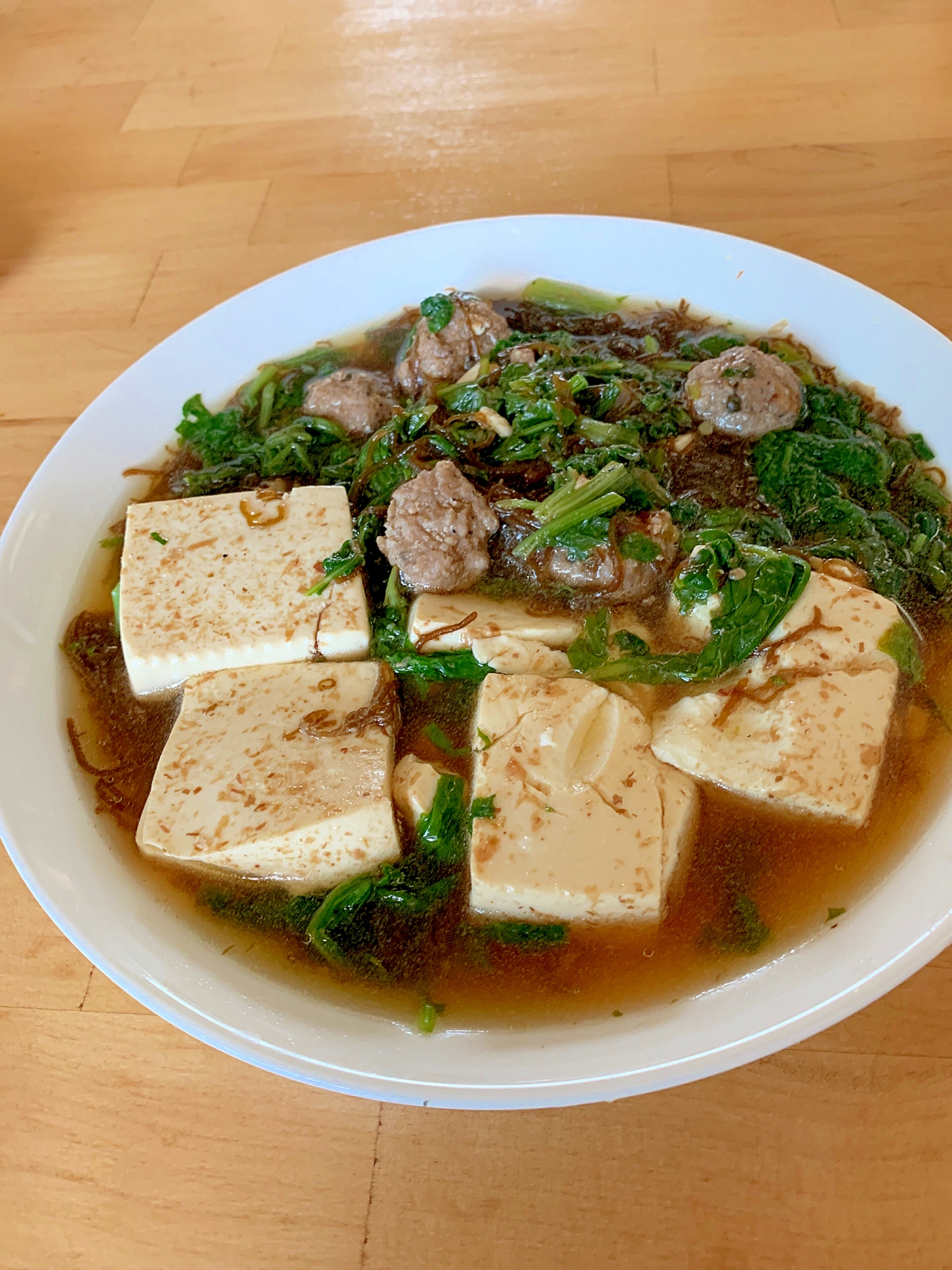 肉団子、豆腐スープ