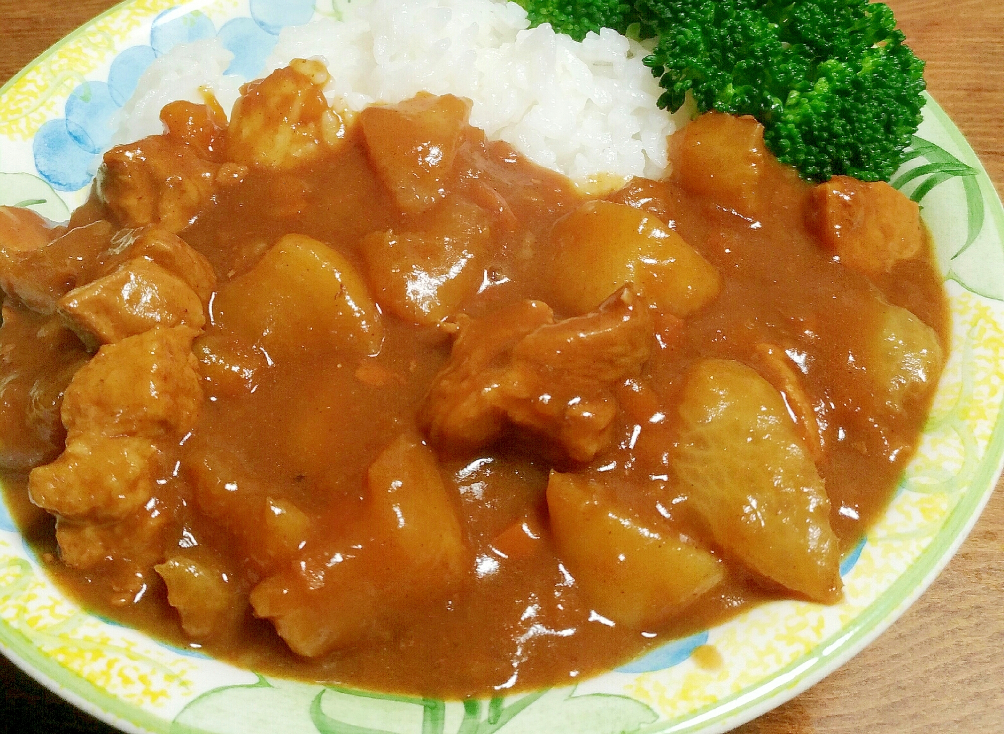 大根シミシミ　豚肉ゴロゴロの大根カレー