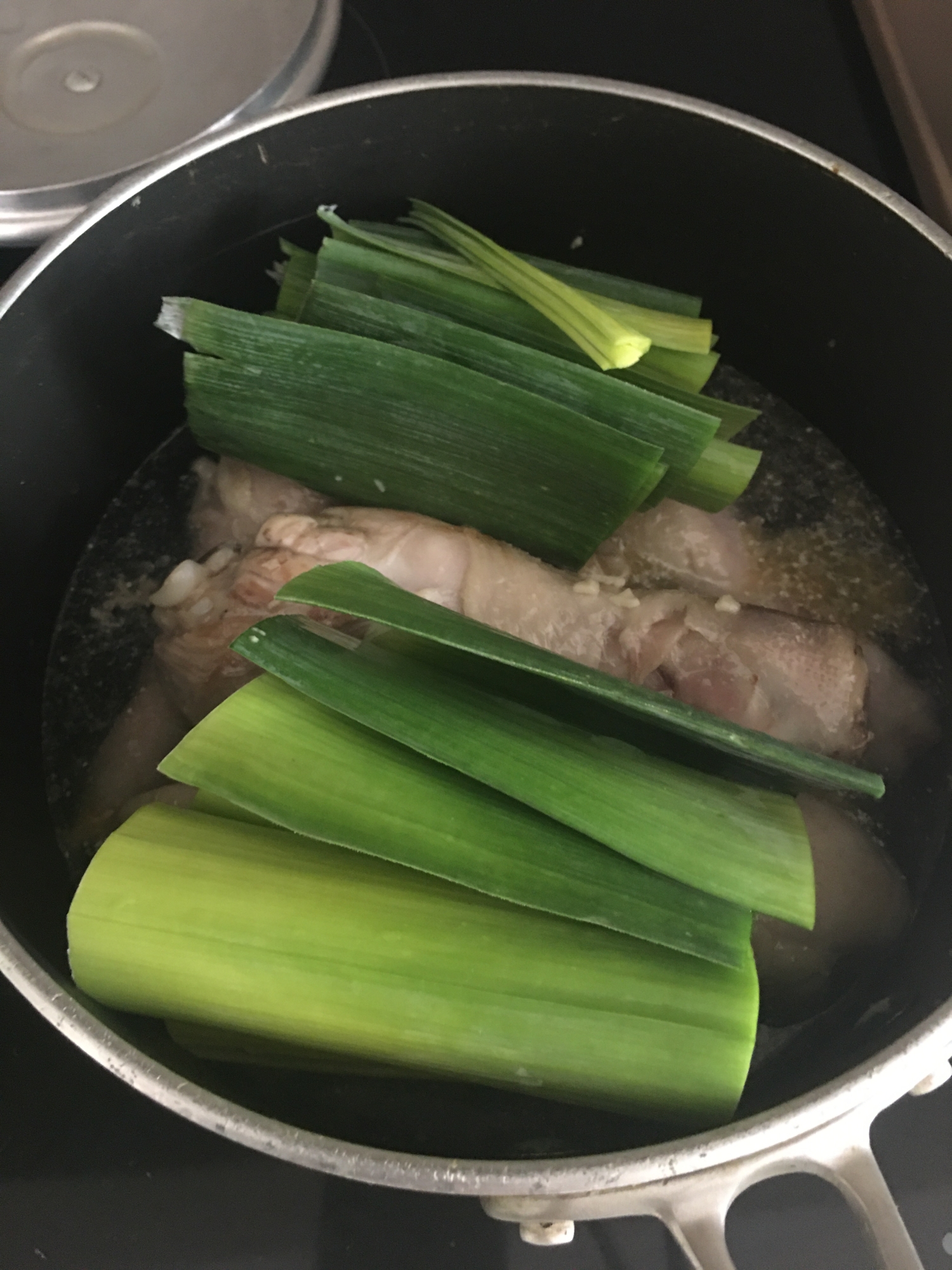 鶏肉とネギの煮物