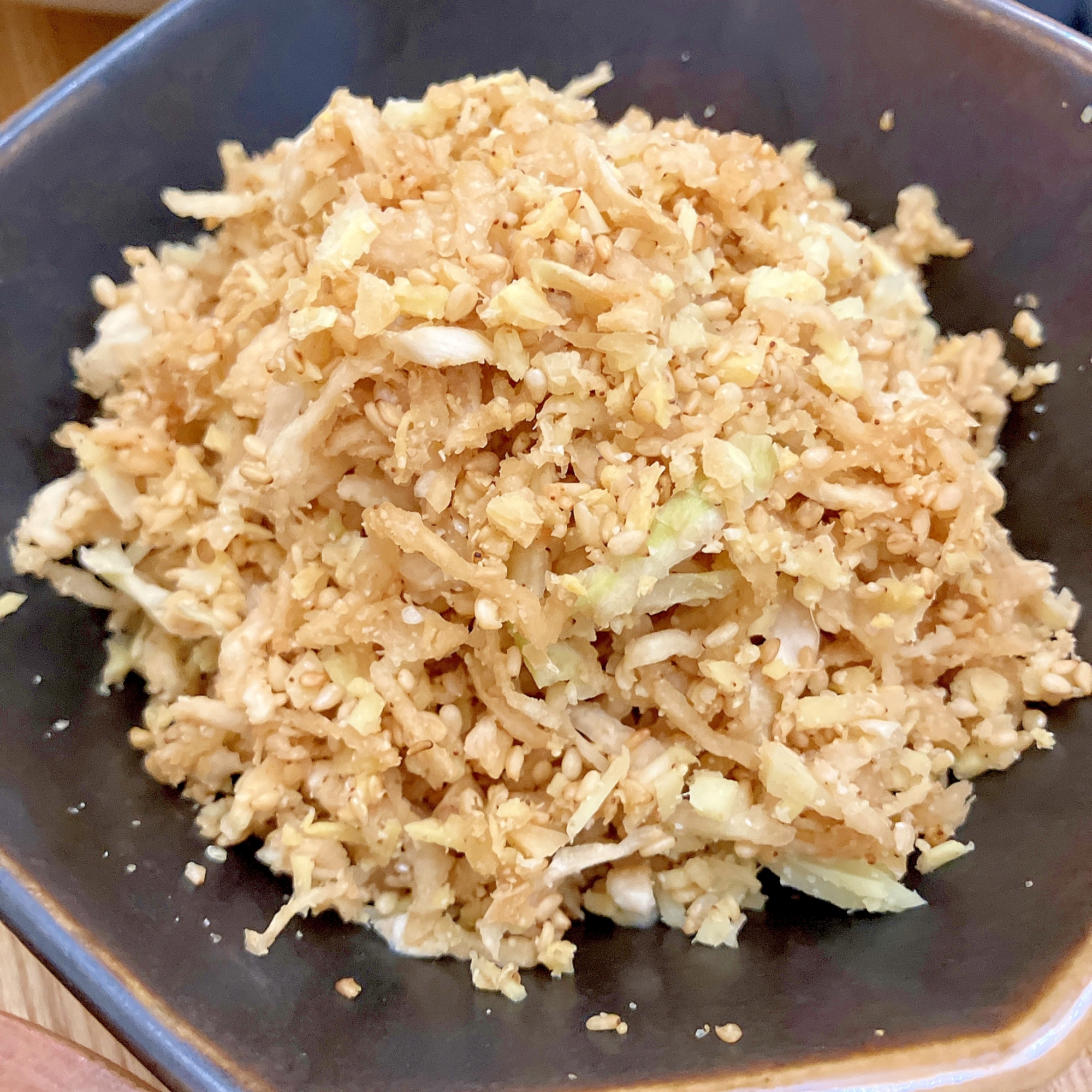 簡単副菜★切り干し大根のゴマ生姜あえ