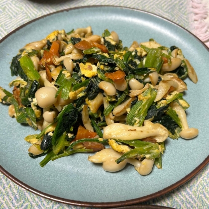 ほうれん草とたまごの炒め物