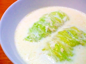 ロール白菜のミルクスープ