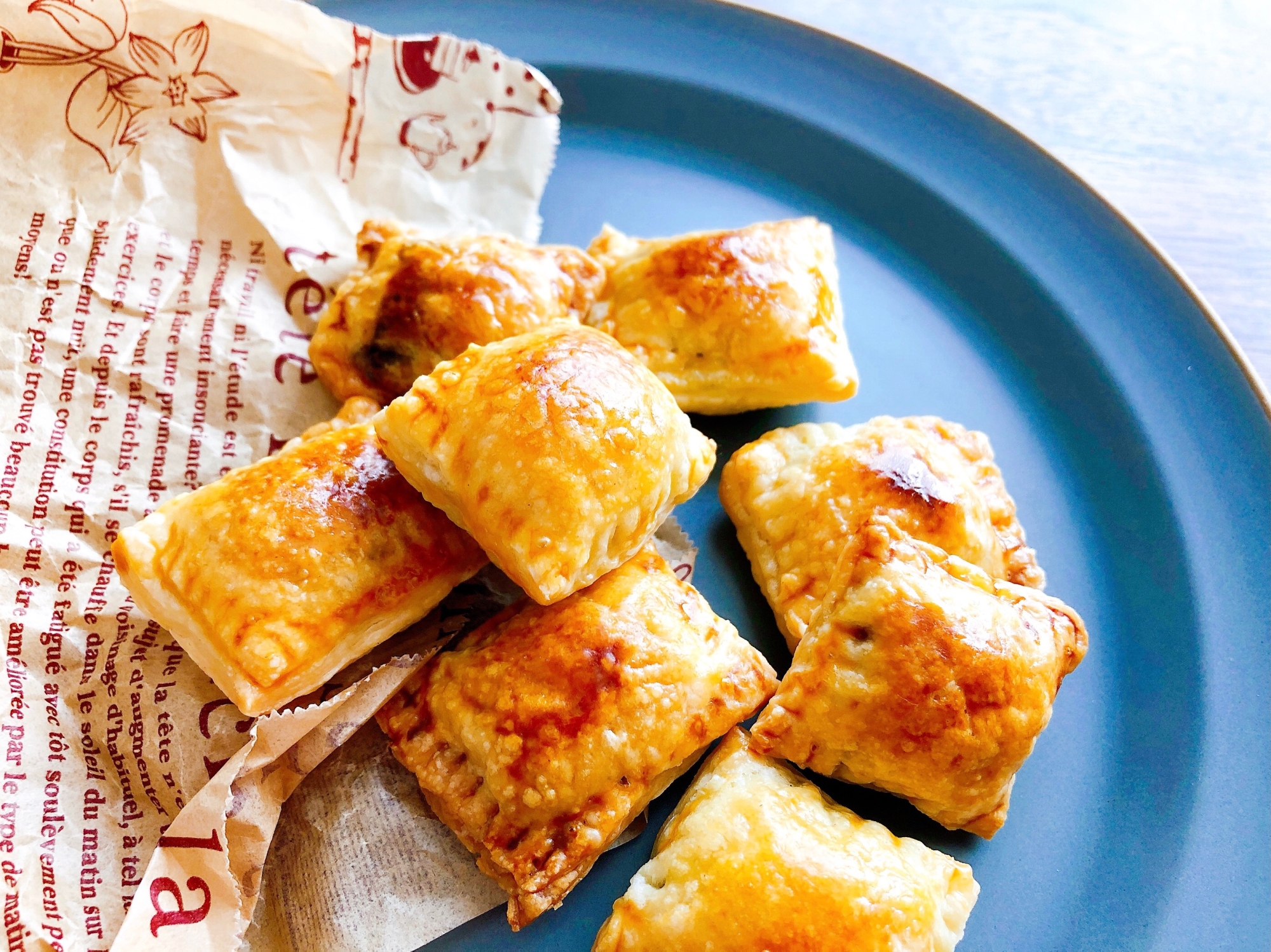 冷凍パイシートで簡単 ひとくちチョコパイ レシピ 作り方 By Okarina 楽天レシピ 冷凍パイシートで簡単 ひとくちチョコパイ レシピ 作り方 By Okarina 楽天レシピ