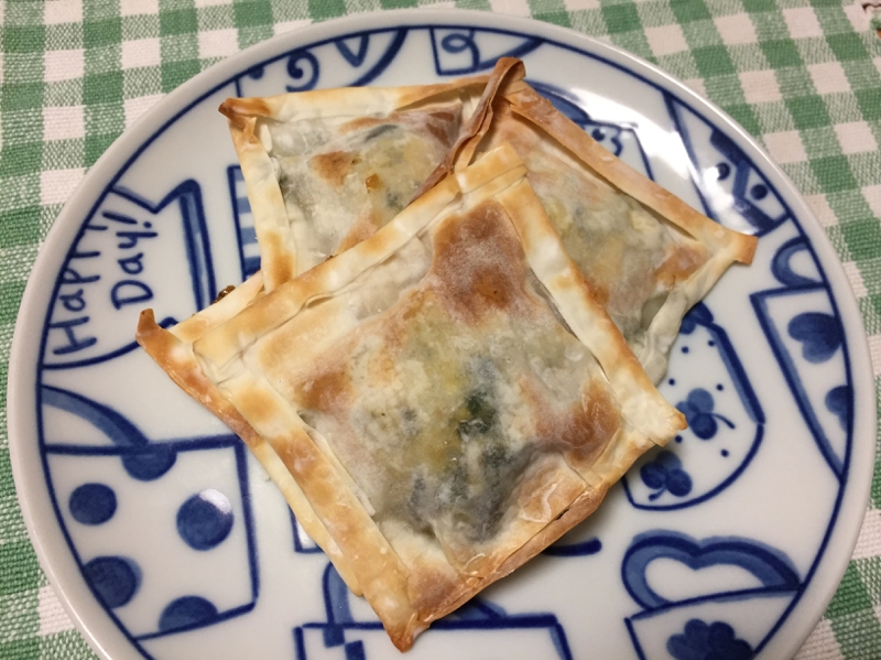 卵とほうれん草の包み焼き