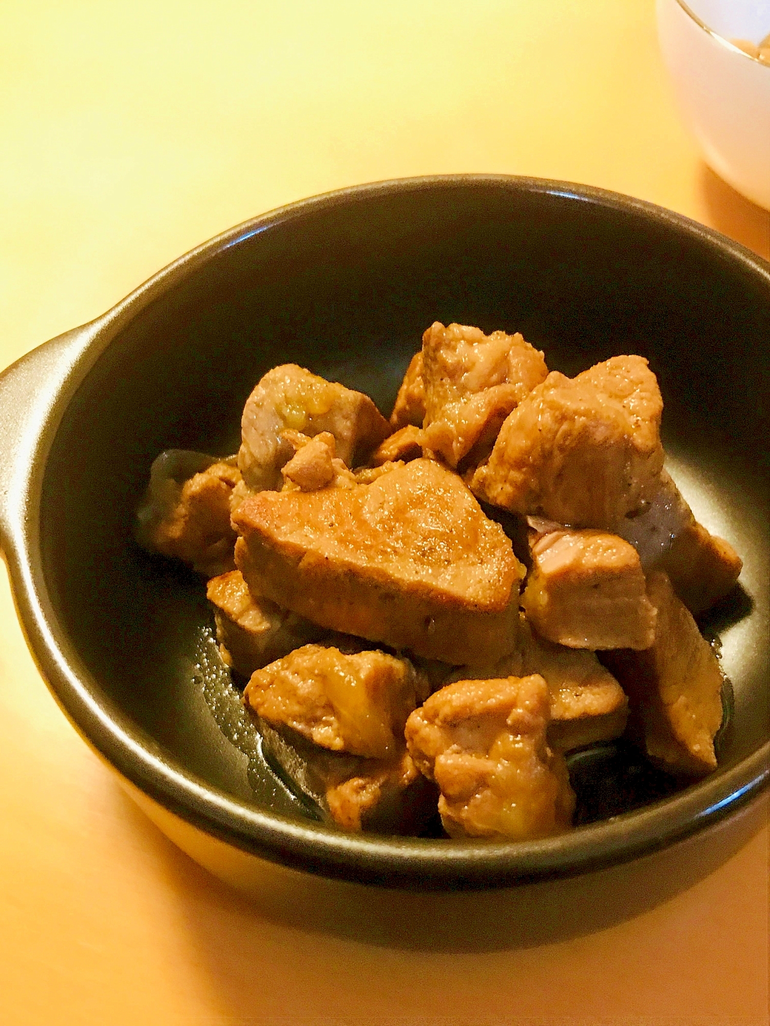 豚ヒレ肉ブロックの角煮●野菜も一緒に煮てOKです