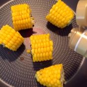 そのままが美味しい とうもろこしの醤油焼き レシピ 作り方 By ゆきのえ 楽天レシピ そのままが美味しい とうもろこしの醤油焼き レシピ 作り方 By ゆきのえ 楽天レシピ