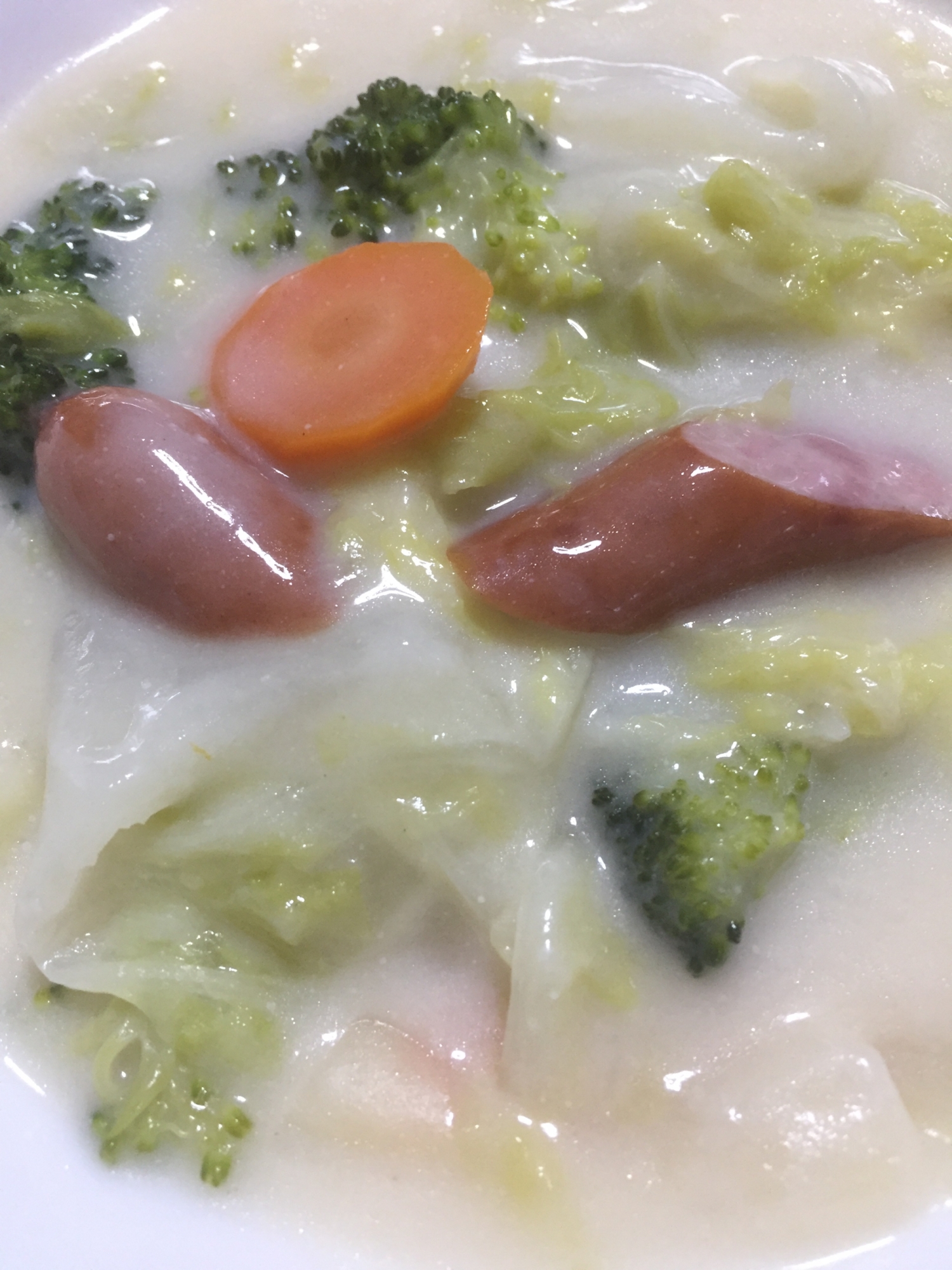 白菜とブロッコリーのクリームスープ
