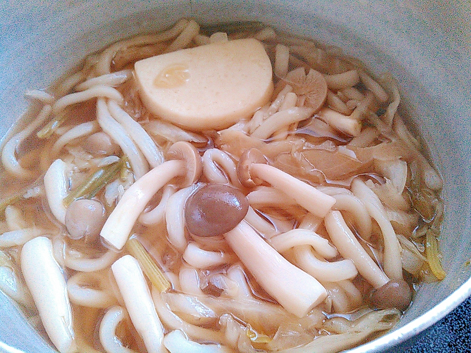 蒲鉾しめじ生姜うどん