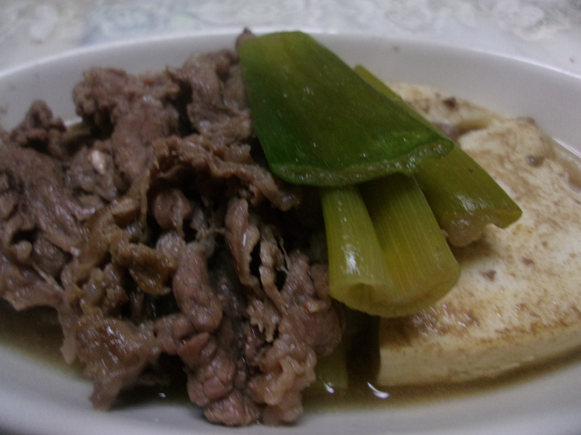 3素材で・・・牛肉と豆腐の煮物