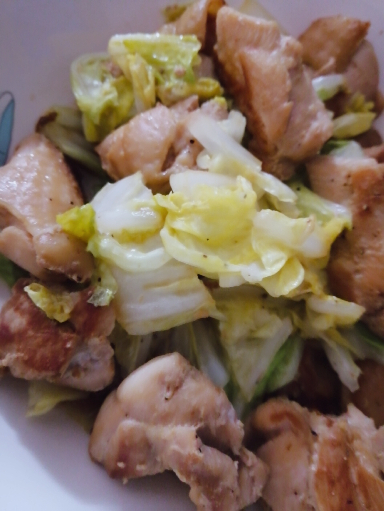 鶏肉と白菜のガーリック炒め