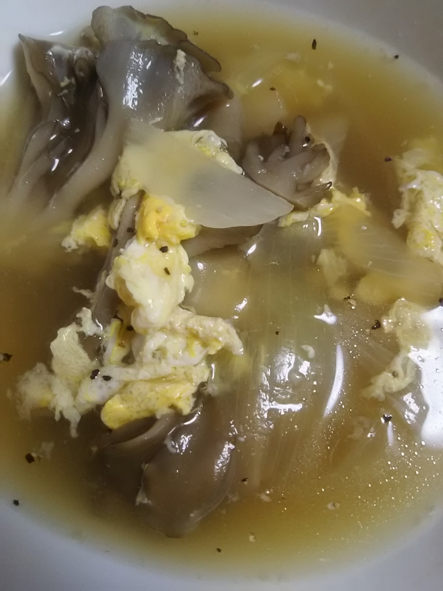 玉ねぎと舞茸の卵スープ(^^)