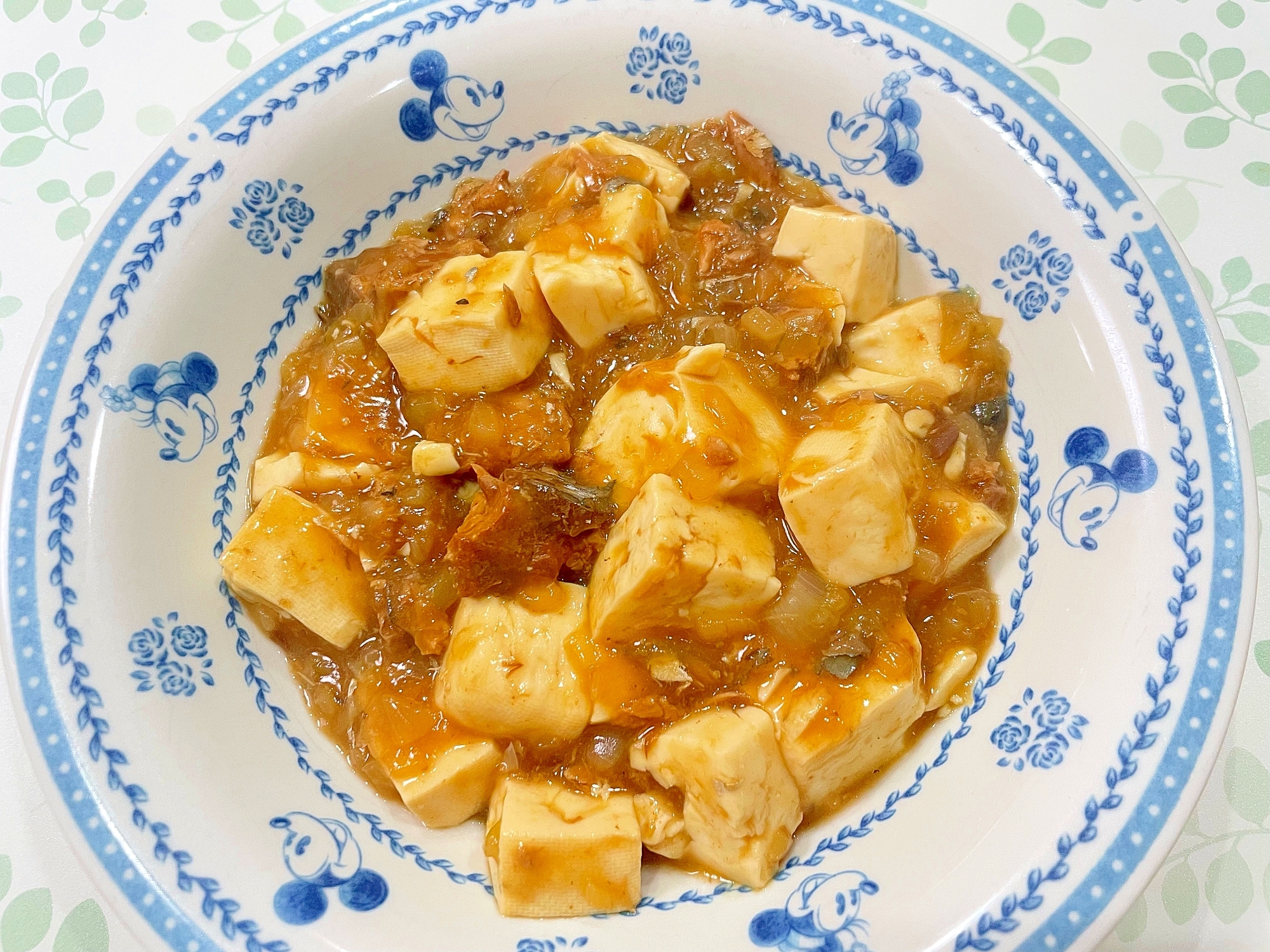 サバ味噌煮込缶と豆腐の煮込み