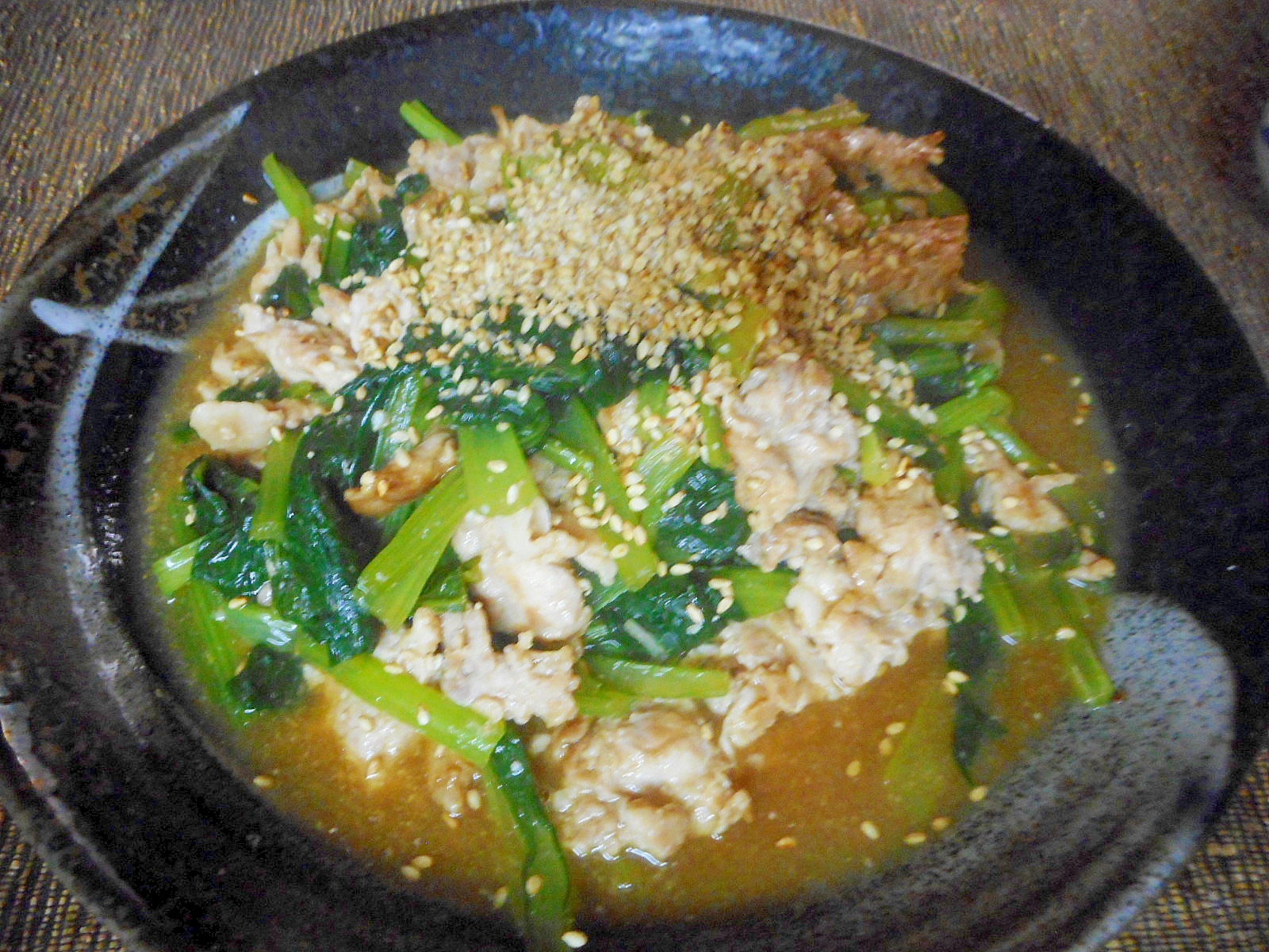 小松菜と豚肉のゴマ煮