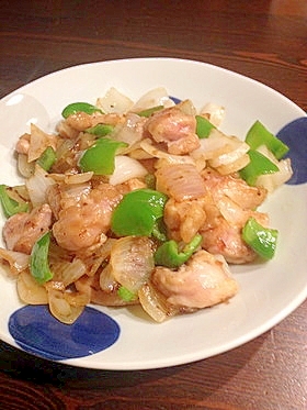 鶏肉と新玉ねぎのシンプル炒め