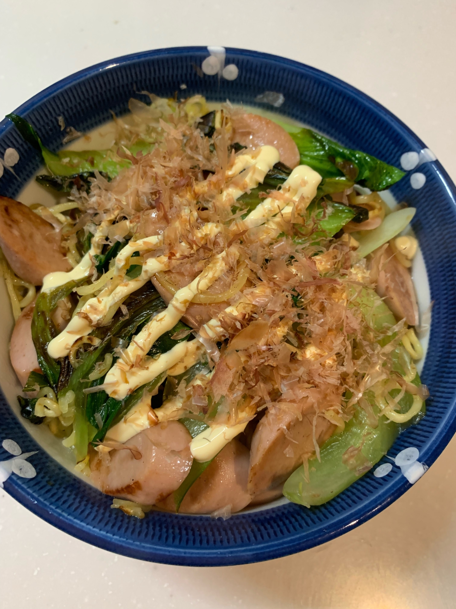 インスタント麺で作る　青梗菜入り焼きそば