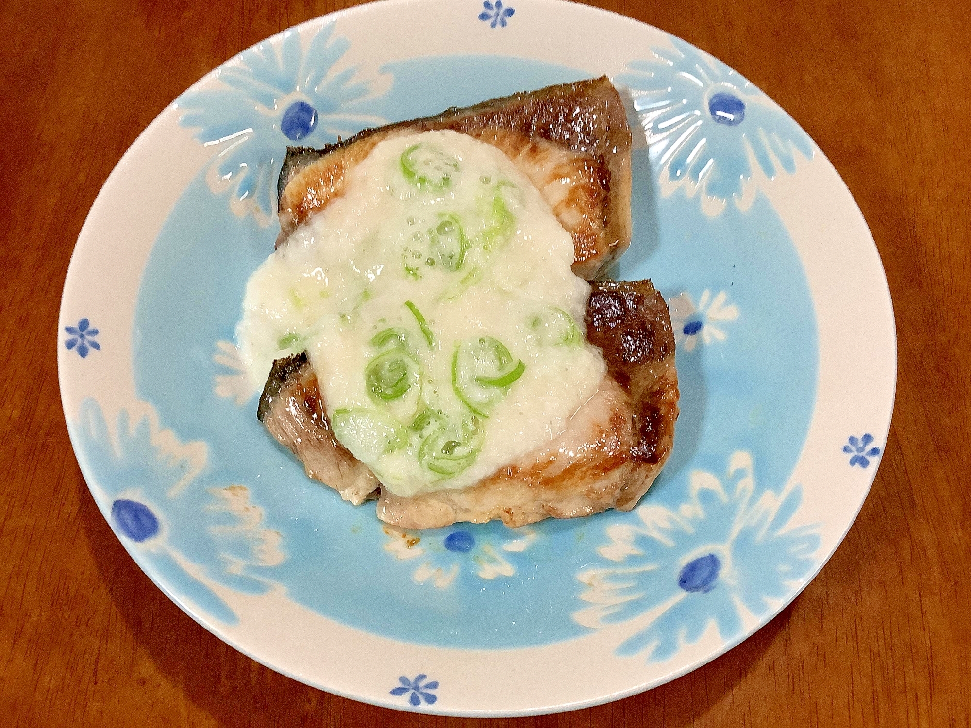 鰤の塩焼きとろろがけ