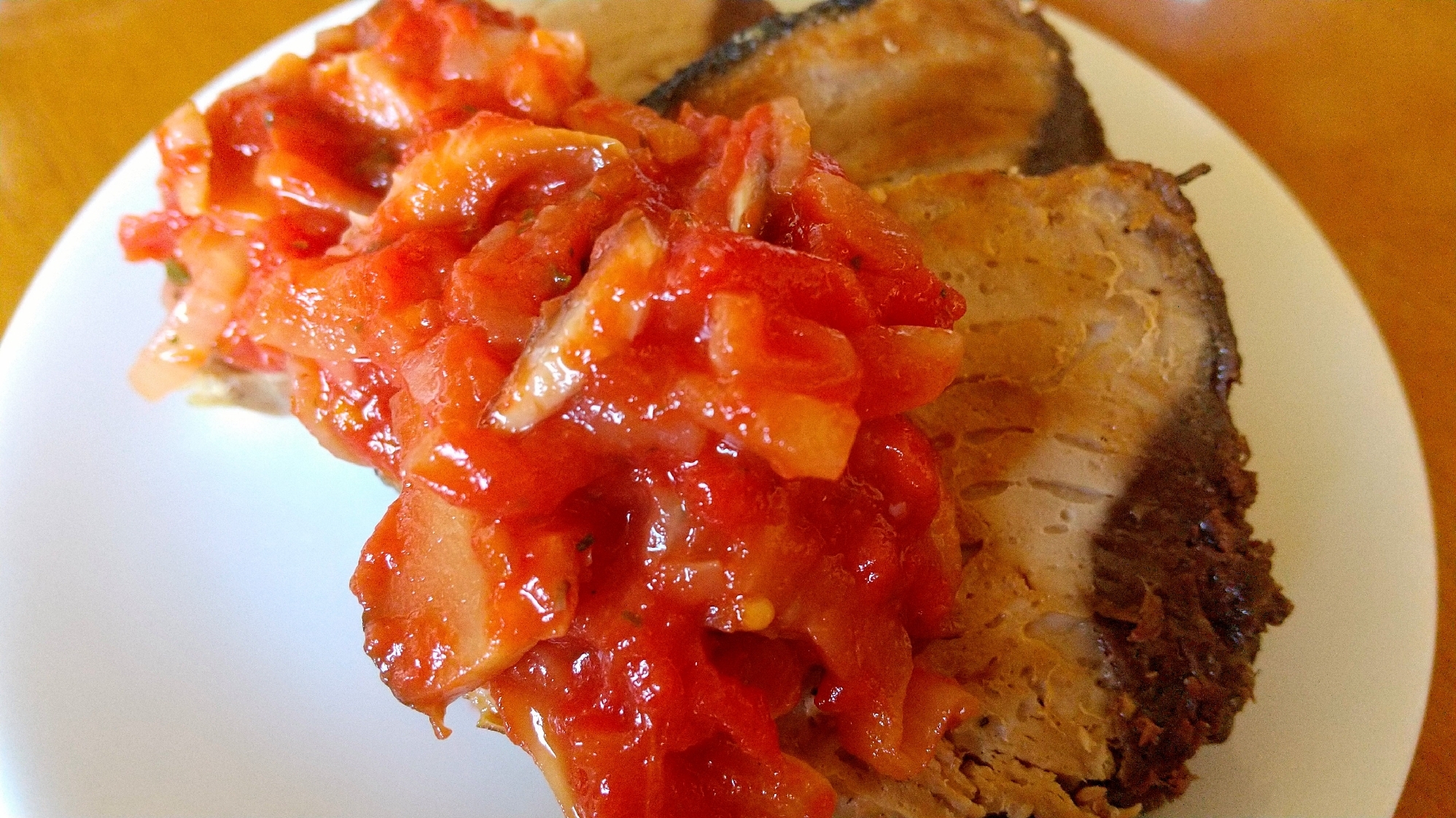 干し椎茸入りトマトソース