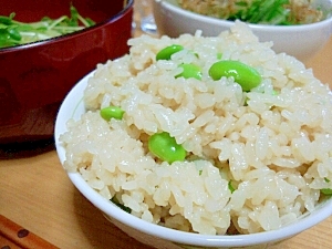 お手軽 枝豆ご飯 レシピ 作り方 By Kamelon3 楽天レシピ