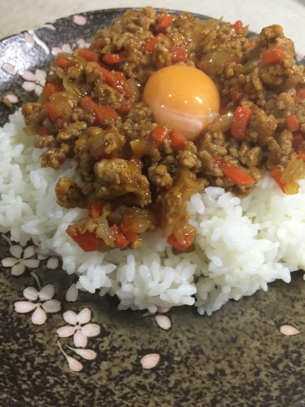 さっぱり食べられるドライカレー