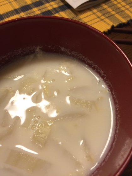 かぶと白菜のミルク味噌汁