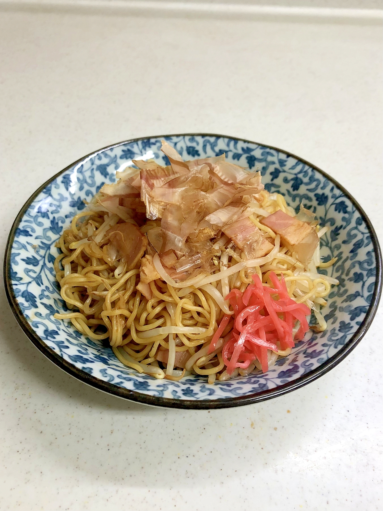 洗い物最少！レンジで簡単♡もやし焼きそば　低コスト