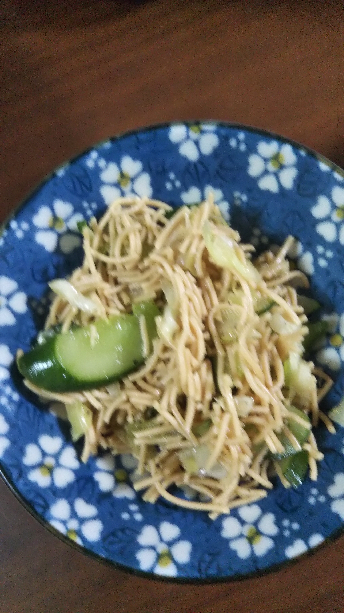 揚げ麺でパリパリサラダ レシピ 作り方 By やみー 楽天レシピ