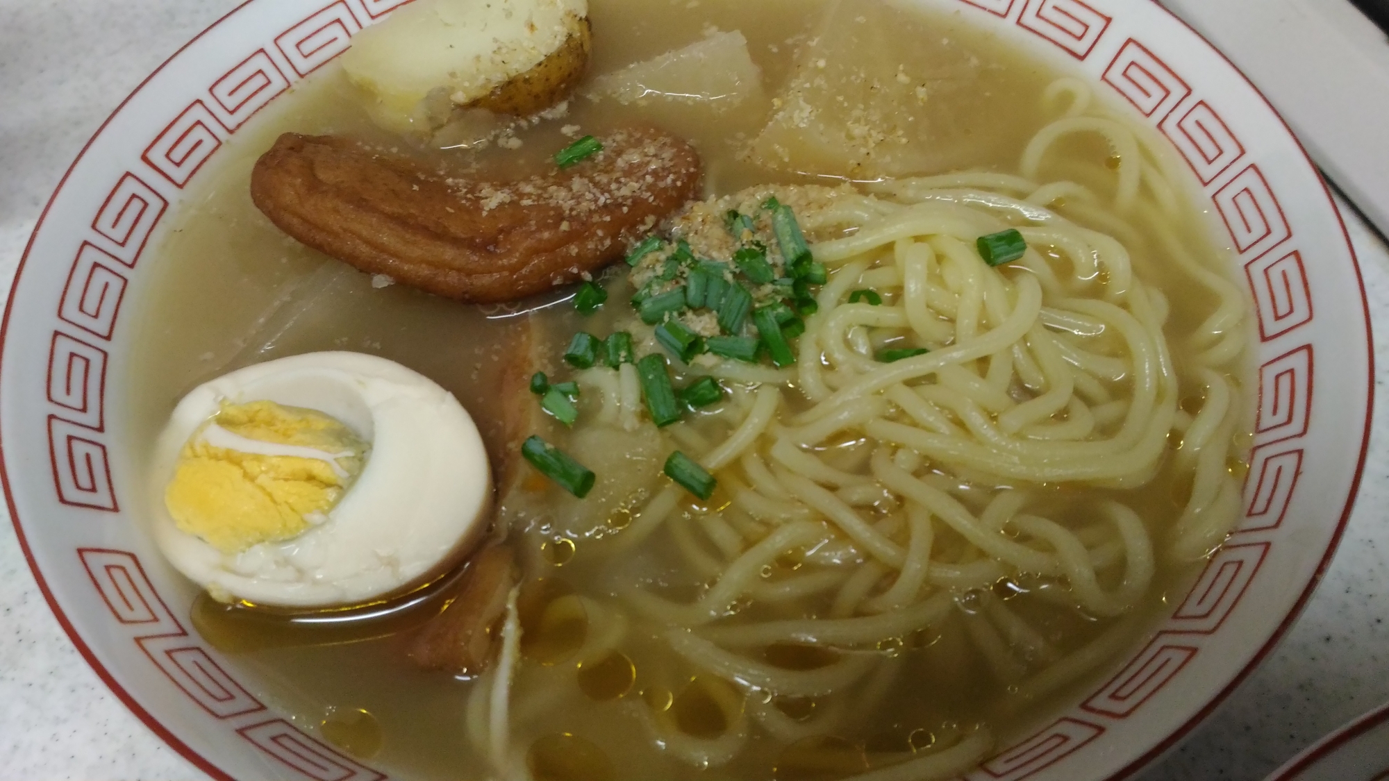 おでんの残りで塩ラーメン