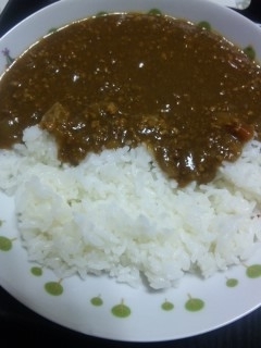 圧力鍋だと、あっという間ですね♪
生姜がちょっと効いて、美味しいキーマカレーが出来ました
暖まる効果も倍増です☆☆☆