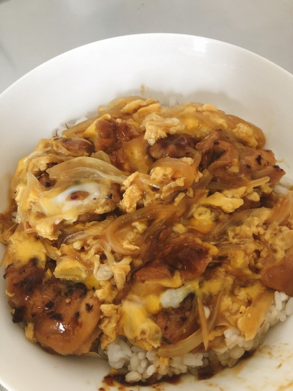 とろっとろ〜♪失敗しらずの焼き鳥親子丼